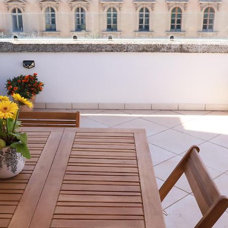 The Golden Hour, Luxury Apartment With A Panoramic View เลชเช ภายนอก รูปภาพ